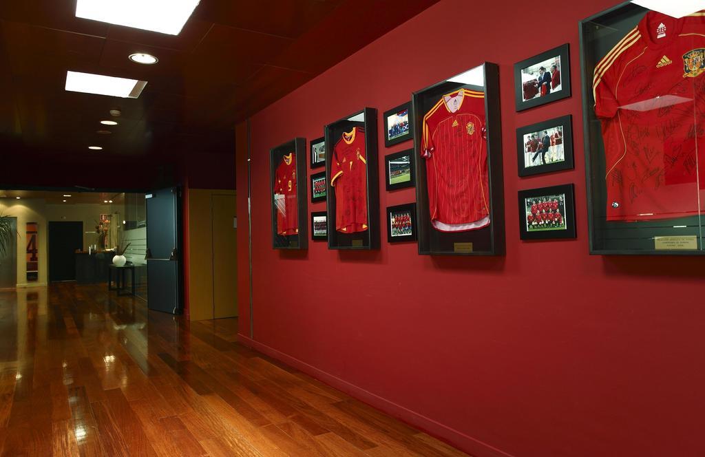 Hotelsefutbol Las Rozas de Madrid Exterior foto